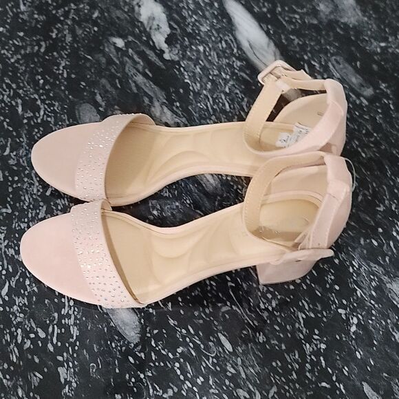 BRAND NEW CL BY LAUNDRY RHINESTONE ADJUSTABLE ANKLE STRAP BLOCK HEEL SANDAL - Picture 9 of 16